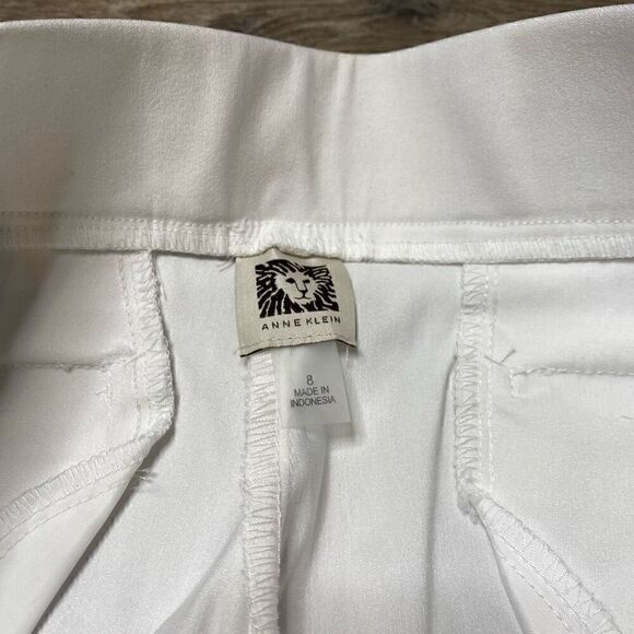 Anne Klein White Elastic Waist Seamed Pants Size 8 Stretch Gold Buttons - Picture 3 of 9
